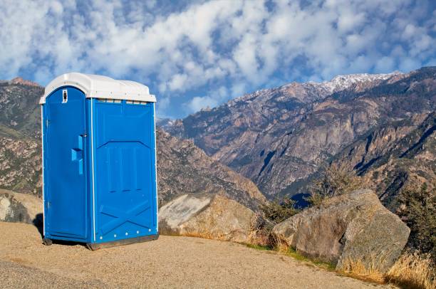Best VIP or Luxury Restroom Trailers  in Montgomery, IN